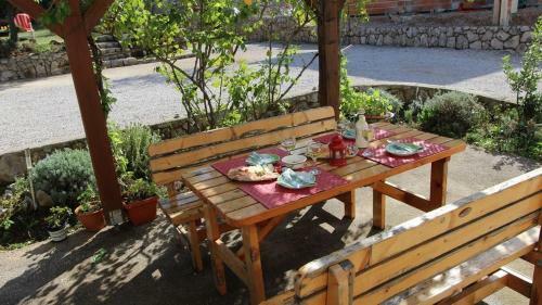 Hostal Apartments Kamenar