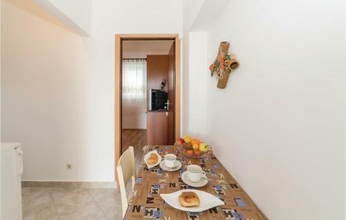 One-bedroom Apartment In Kolan