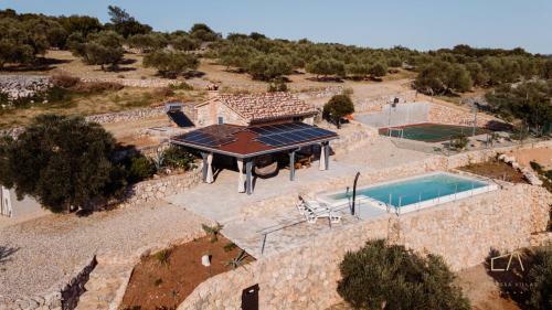 Heritage Stonehouse Jure