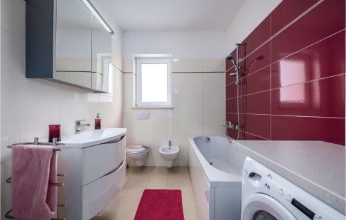 Three-bedroom Holiday Home In Labin