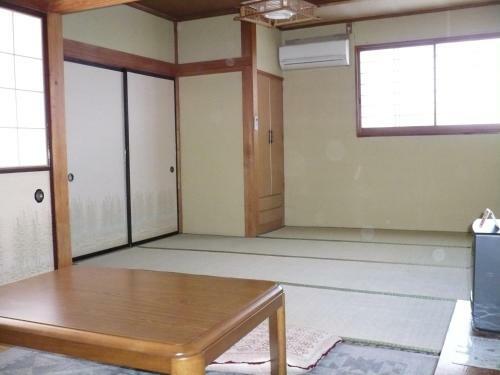 Nikko Suginamiki Youth Hostel