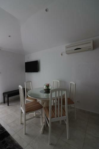 Apartments Ema