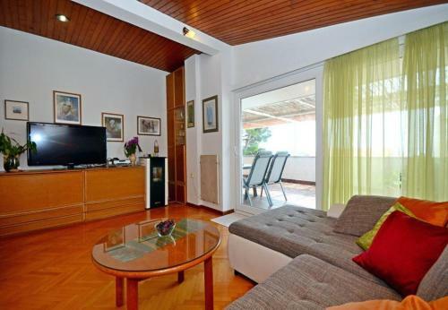 Apartments Jadro - 250m From Beach
