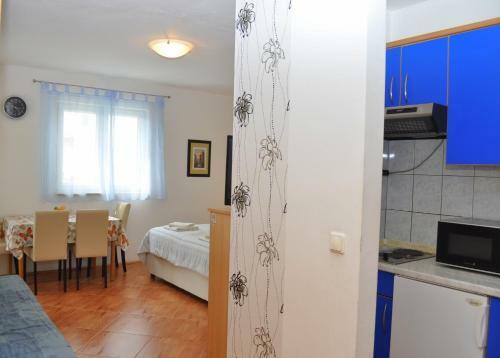 Apartments Ivi - Parking & Garden