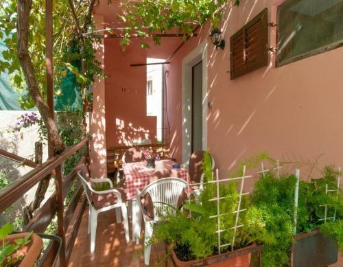 Apartments Ivan - 50 M From Sea