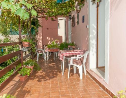 Apartments Ivan - 50 M From Sea