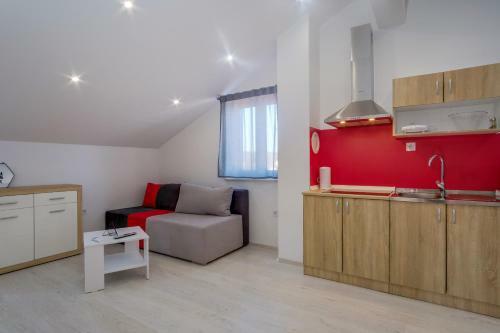 Apartamento House Mirakul
