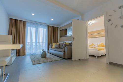 Veliko Brdo Apartments