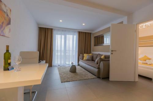 Veliko Brdo Apartments