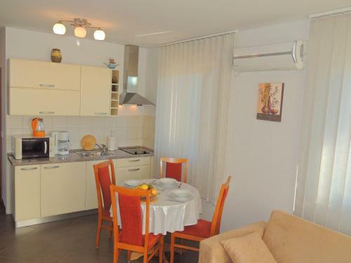 Apartments Ivan D