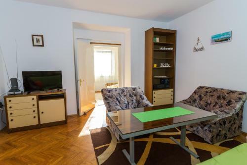 Apartment Maestral Near The Beach