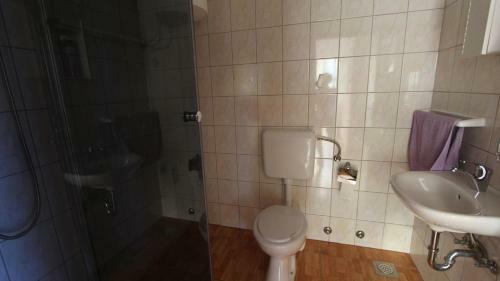 Hostal Apartments Ravli? Ana