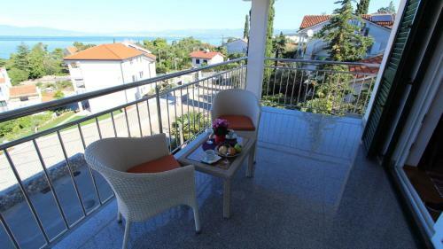 Hostal Apartments Adria