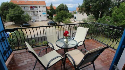 Hostal Apartments Lastavica