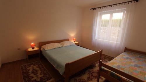 Hostal Apartments Vrbov?an