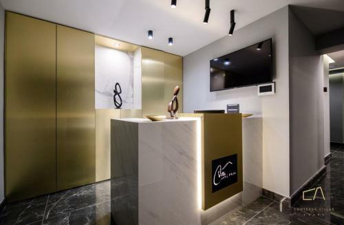 Hostal Luxury Villa Curiera