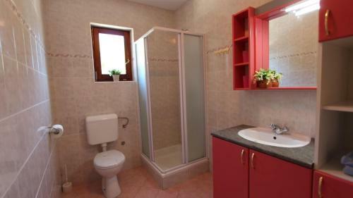 Hostal Apartments Miko