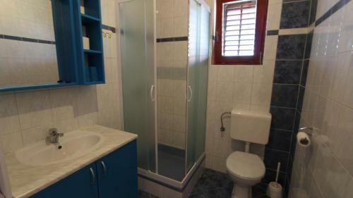 Hostal Apartments Miko