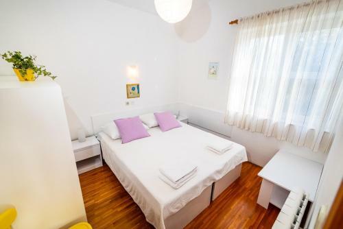 Apartments Bari - 140 M From Beach