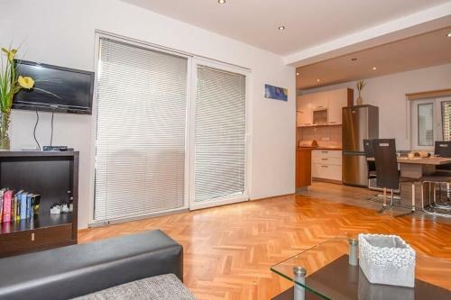 Apartments Mark