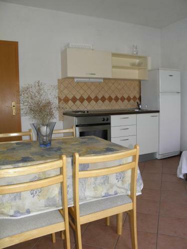 Apartments Ivanka-10m From Sea