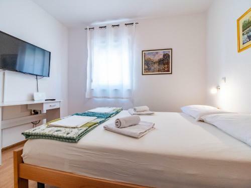 Apartment Marija Near The Beach