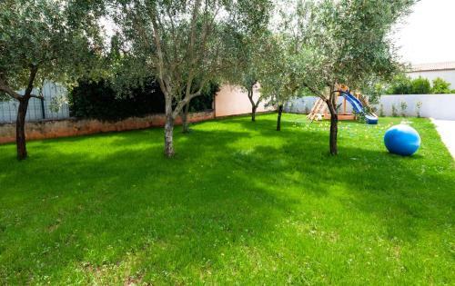 Five Bedroom Villa Emily With Pool In Medulin