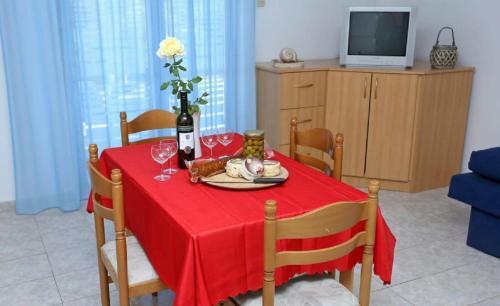 Apartments Mama - 50m From Sea