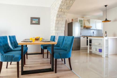 Holiday Apartment Ivica
