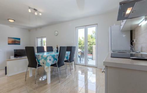 Apartments Dalis - Swimming Pool