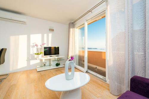 Hostal Sunhill Apartments