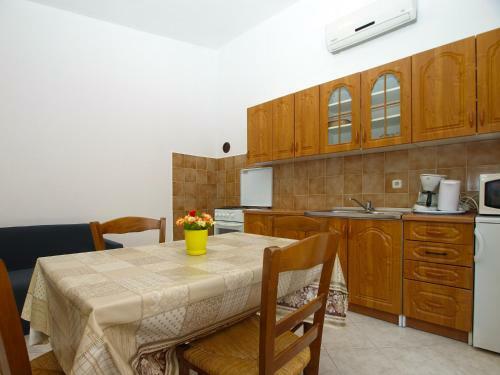 Apartment Vinko 1907