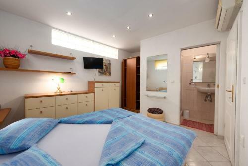 Apartments & Room Armanda