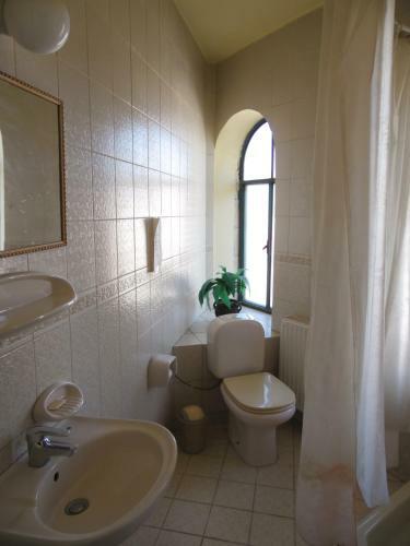 Moab Land Hotel