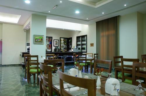 Delilah Hotel