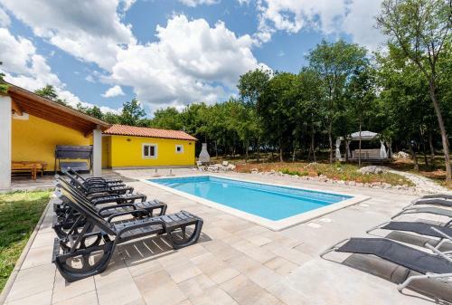Villa Vladimirg - Surrounden By Nature