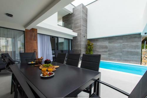 Novalja Bay Villas