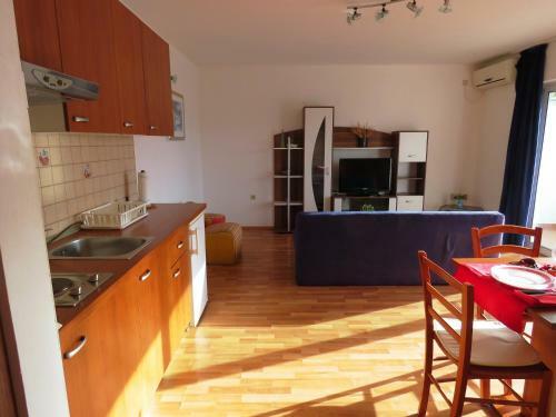 Apartments Klaric Novalja