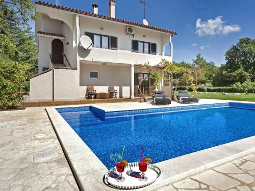 Charming Apartment Near Nova Vas Alm With Terrace