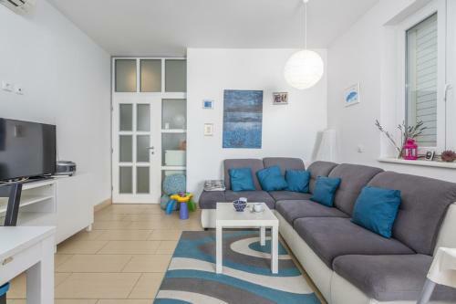 Apartment Triplat