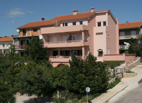 Apartamentos Ivona 2