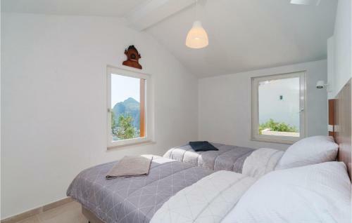 Two-bedroom Holiday Home In Omis