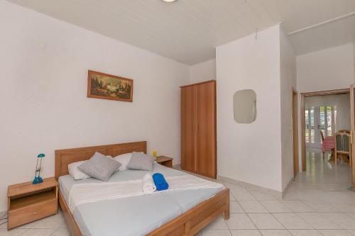 Apartments Luca