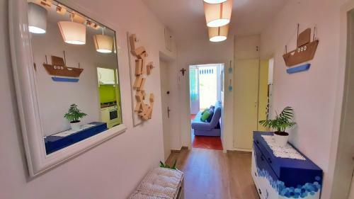 Town Center Apartment With Balcony