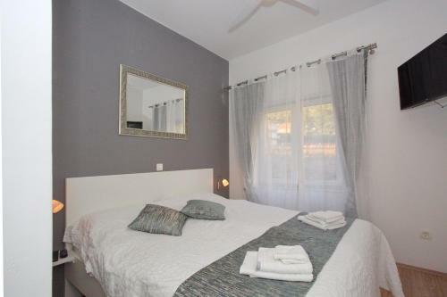 Apartments Divlji Cvit