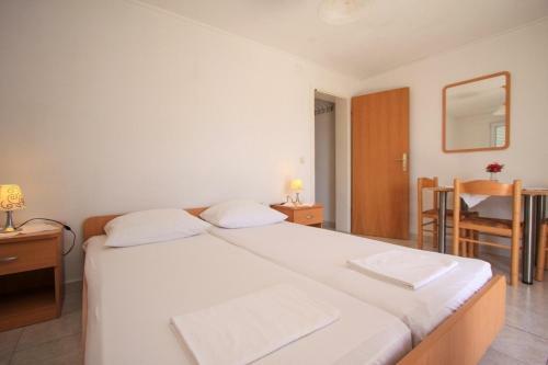 Hostal Apartments Ljuba