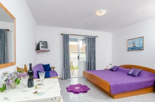 Apartments Jaki - 150 M From Beach