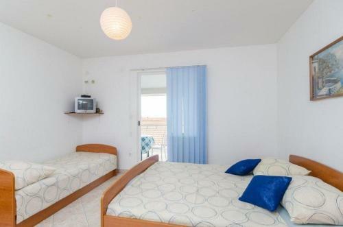 Apartments Jaki - 150 M From Beach