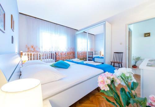 Holiday Home Lidi - 30m From Beach
