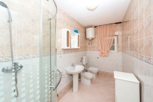 Holiday Home Lidi - 30m From Beach